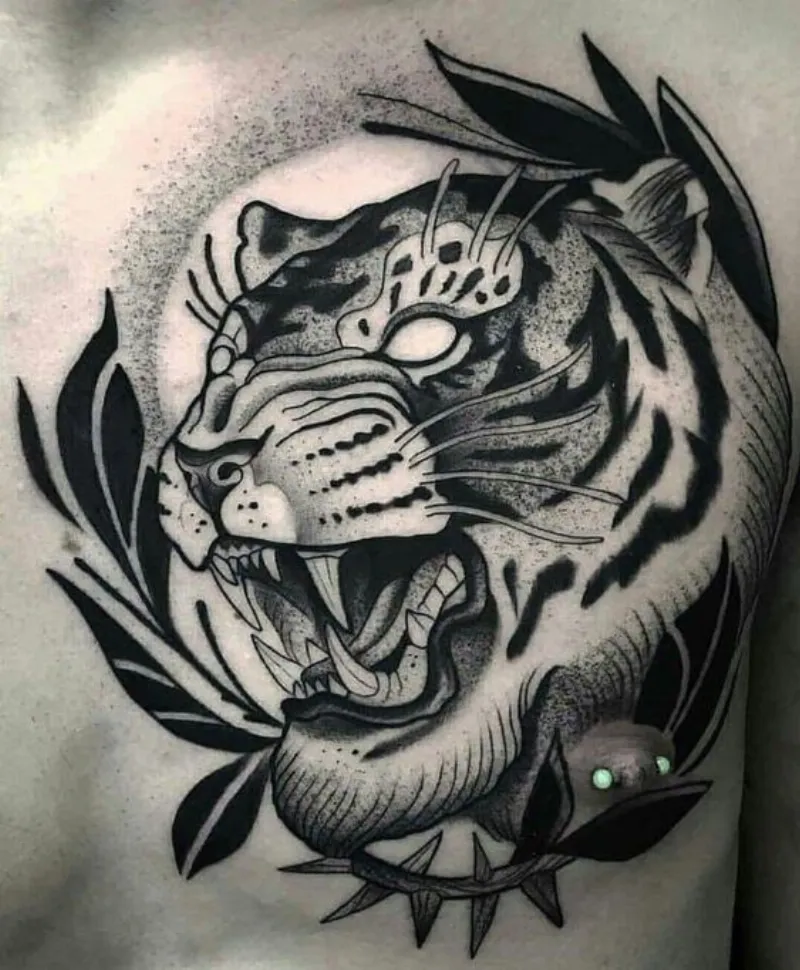 tattoo hổ đơn sắc cực đẹp ở ngực