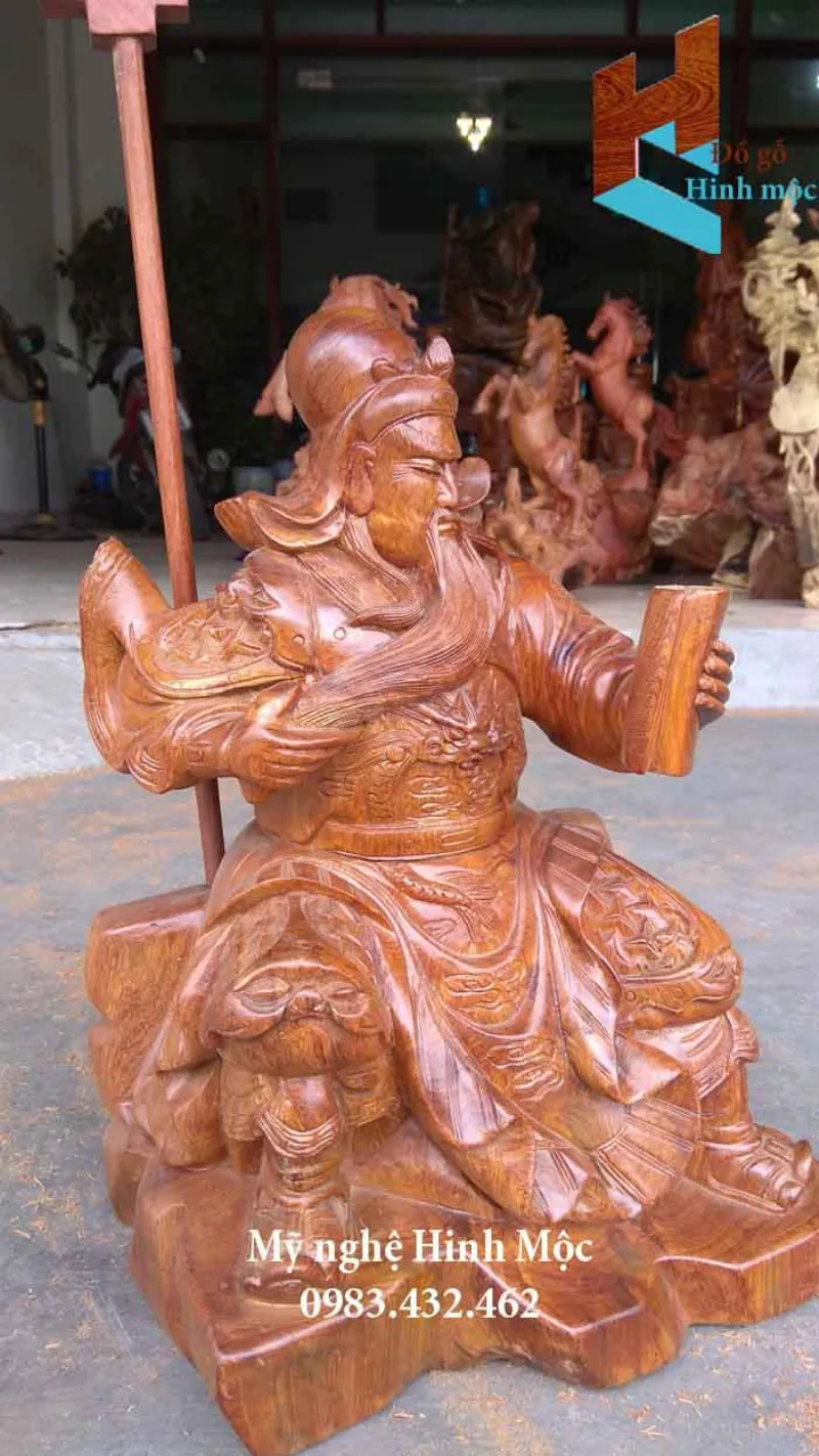 Tượng Quan Thánh đọc sách