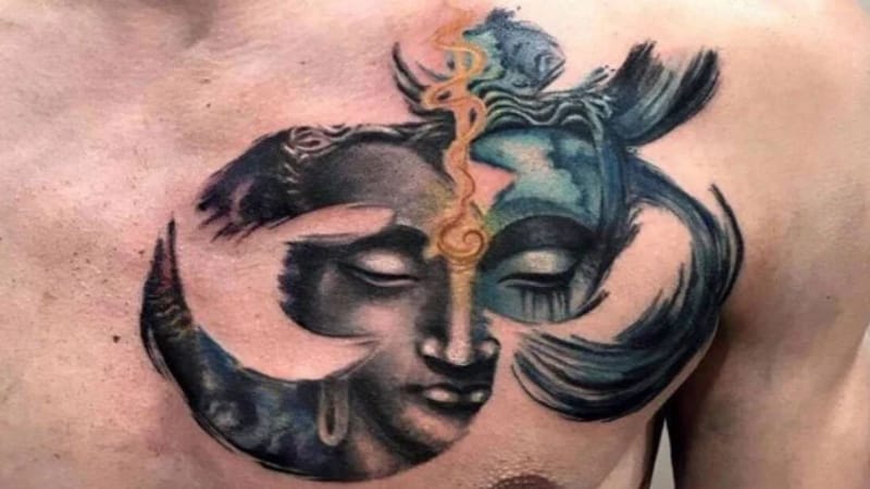 Chữ Nhẫn kết hợp hình ảnh Đức Phật trên hình xăm là sự hòa quyện giữa ký tự và hình tượng thiêng liêng
